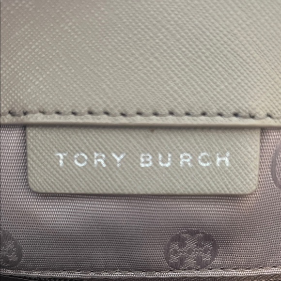 Tory Burch York Buckle Tote Bag in Saffiano Leather and a Grey/Taupe Color Purse - Picture 4 of 14